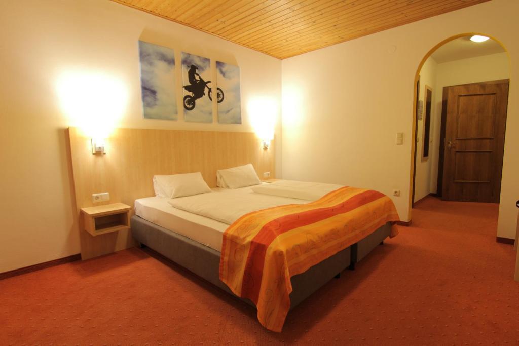 Hotel-Restaurant Bike&Snow Lederer Mühlbach am Hochkönig Habitación foto